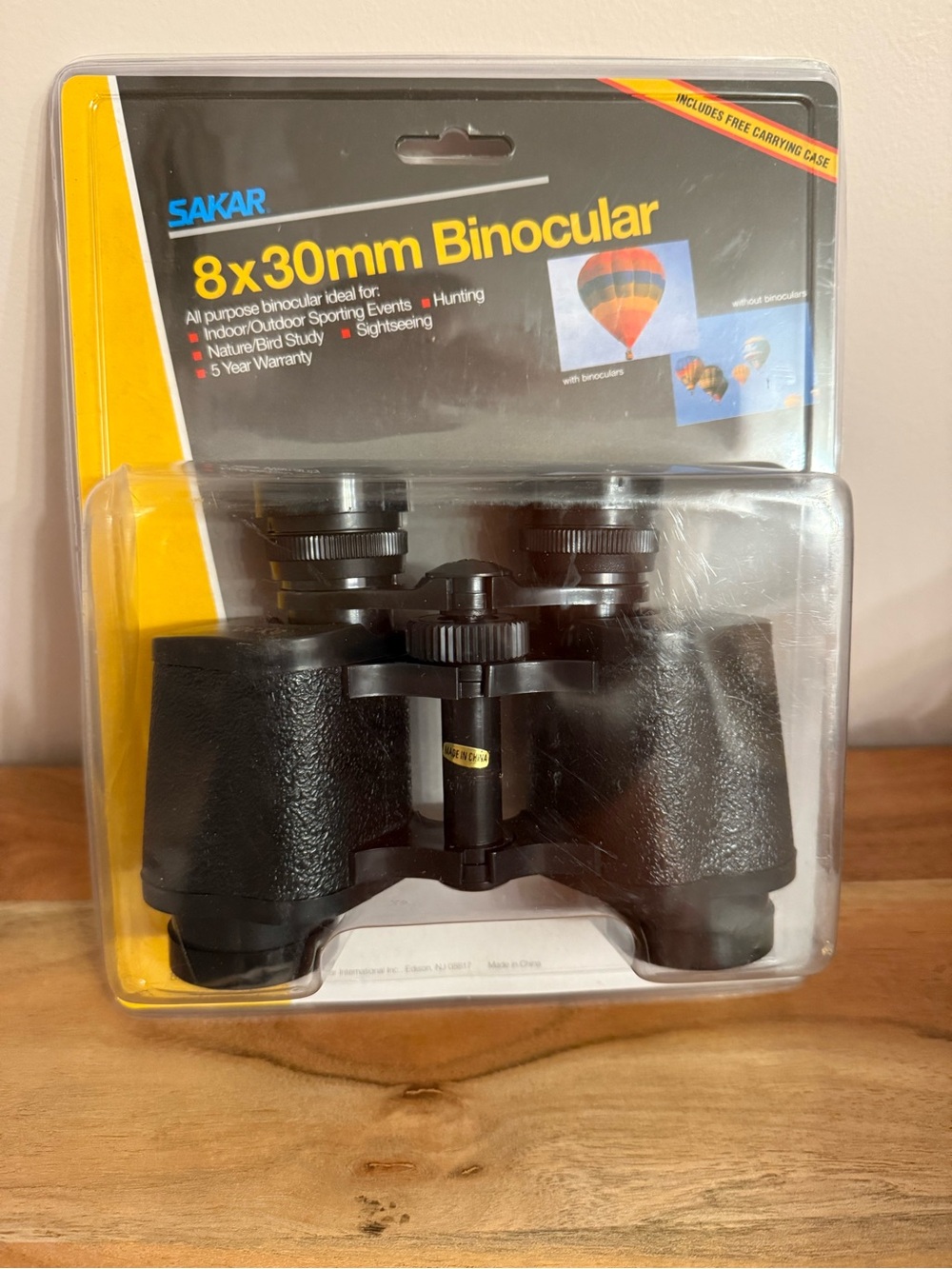 Vintage Sakar Binoculars 8x30 with carry case brand new in factory package